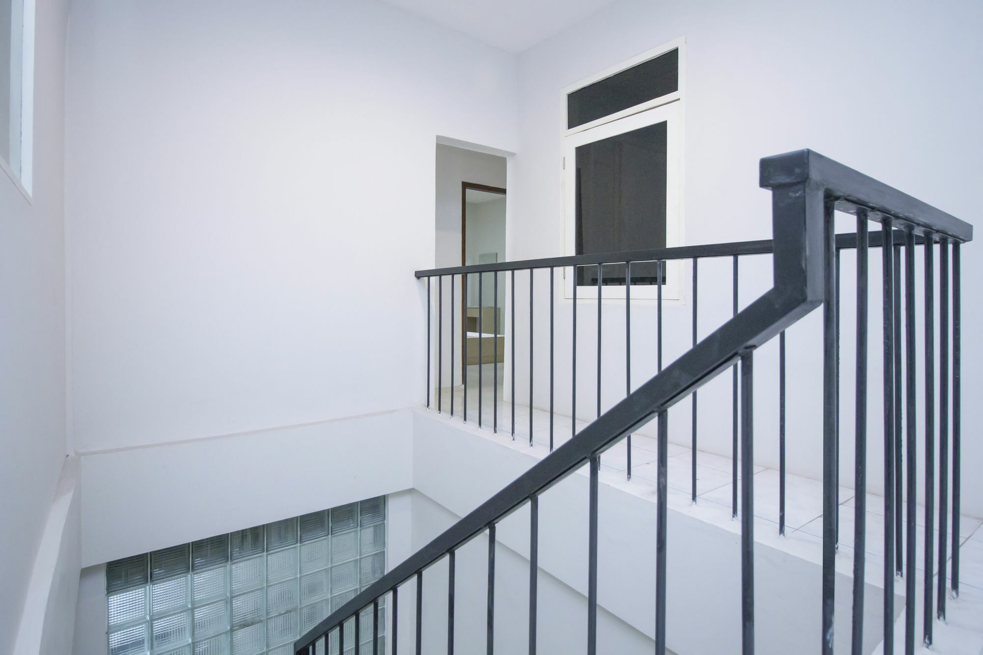 Urooms Tanah Abang Джакарта Экстерьер фото